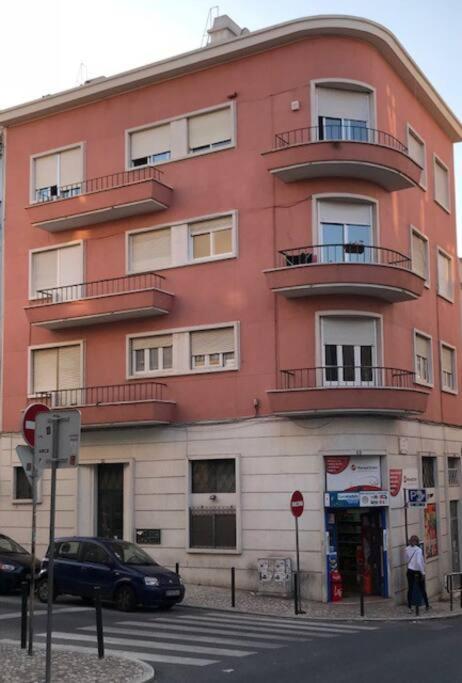 Charming 2 Bedrooms Apartment In Arroios - Ssl 2A Лісабон Екстер'єр фото